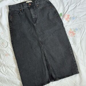 Universal Thread Black Midi Pencil Skirt with Slit